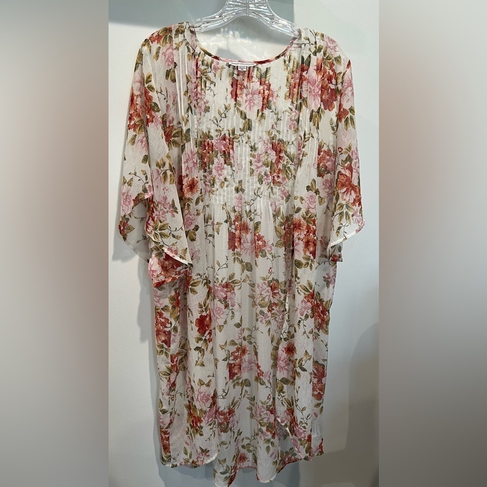 American Eagle Open Front Floral Kimono Size M